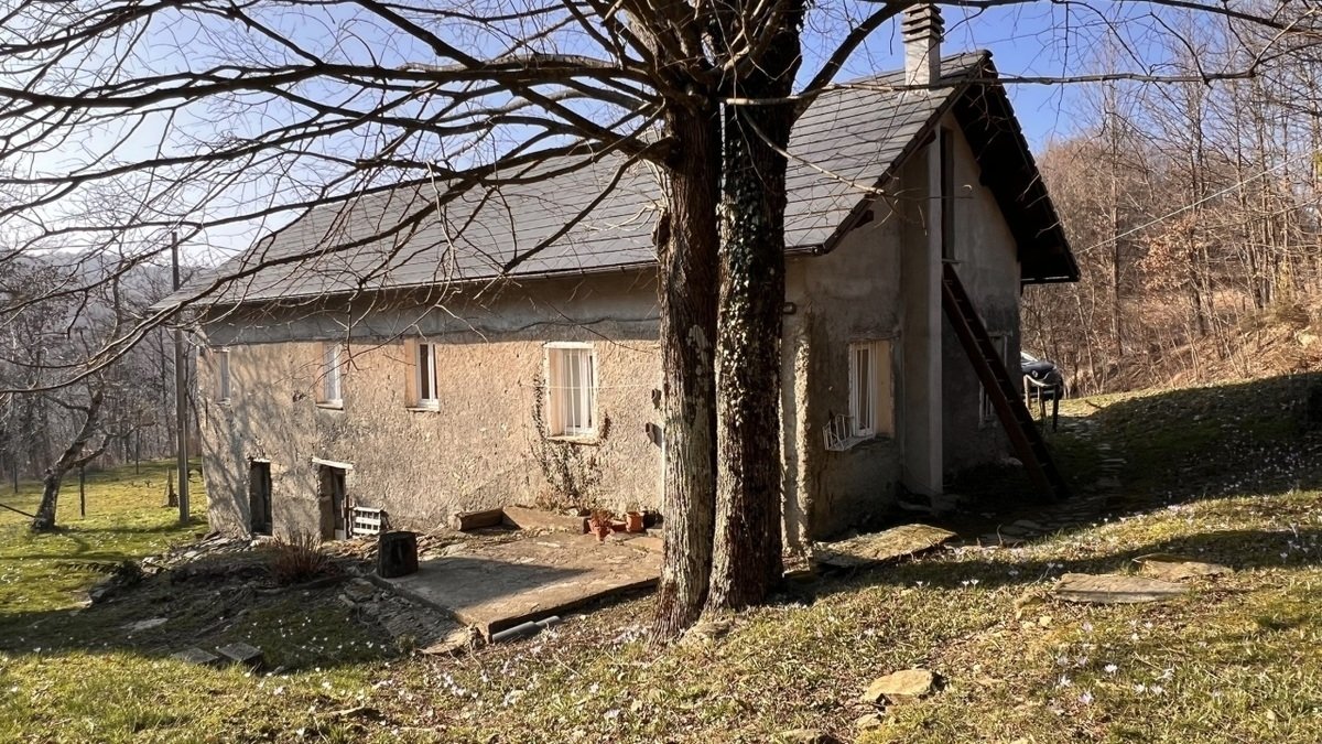 Property in Sassello photo 2