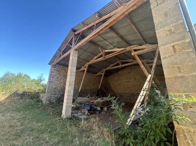 Creusois Farm Complex with 7,800 m² of Land photo 4