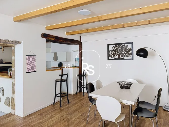 19th Century House Fully Renovated, 95 m² of Living Space with a Superb Roof Terrace photo 5
