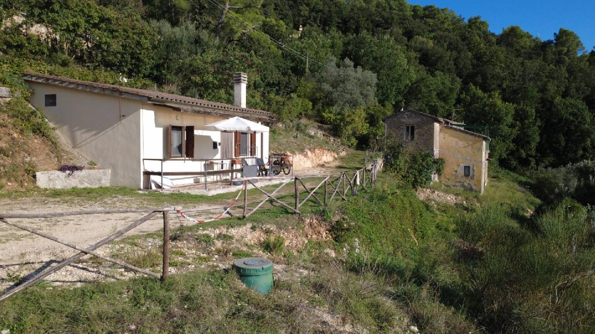 4 bedrooms villa, 180 m² Terni, Terni (province) — Terni, Umbria, Italy