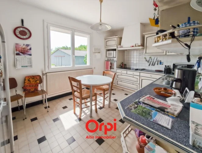 House for Sale photo 3