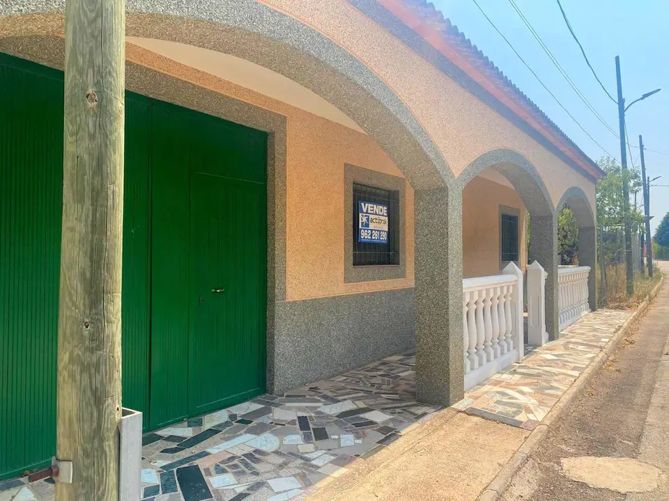 New build villa in La Font De La Figuera, Valencia province photo 2