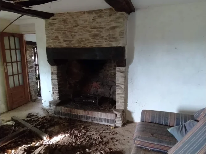 A Converted Barn with Gite Attached. Renovation Project photo 2