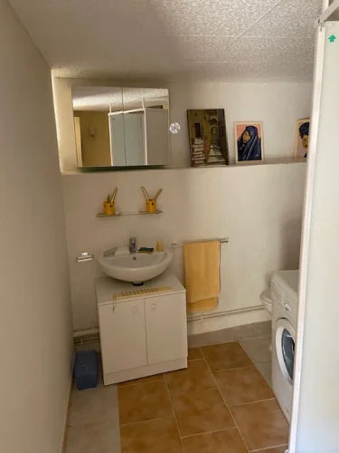 Beautiful Terraced House with Separate Self-Contained Airbnb Opportunity photo 5