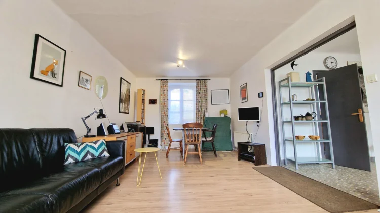 Cotes D'armor Charming 2 Bed Cottage on the Edge of Nature, with Gardens and Garage photo 4
