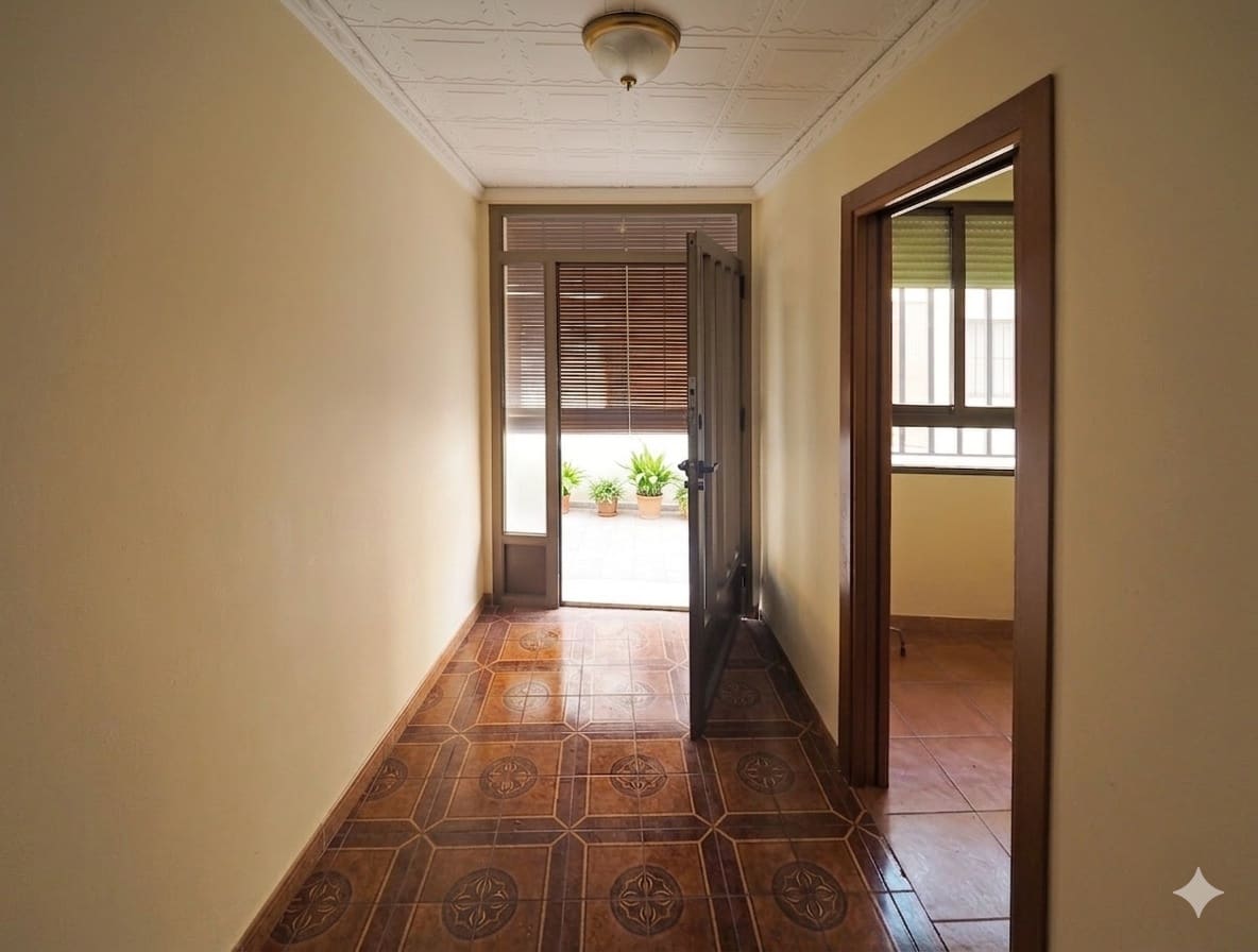 Townhouse for sale in Piles, Valencia photo 3