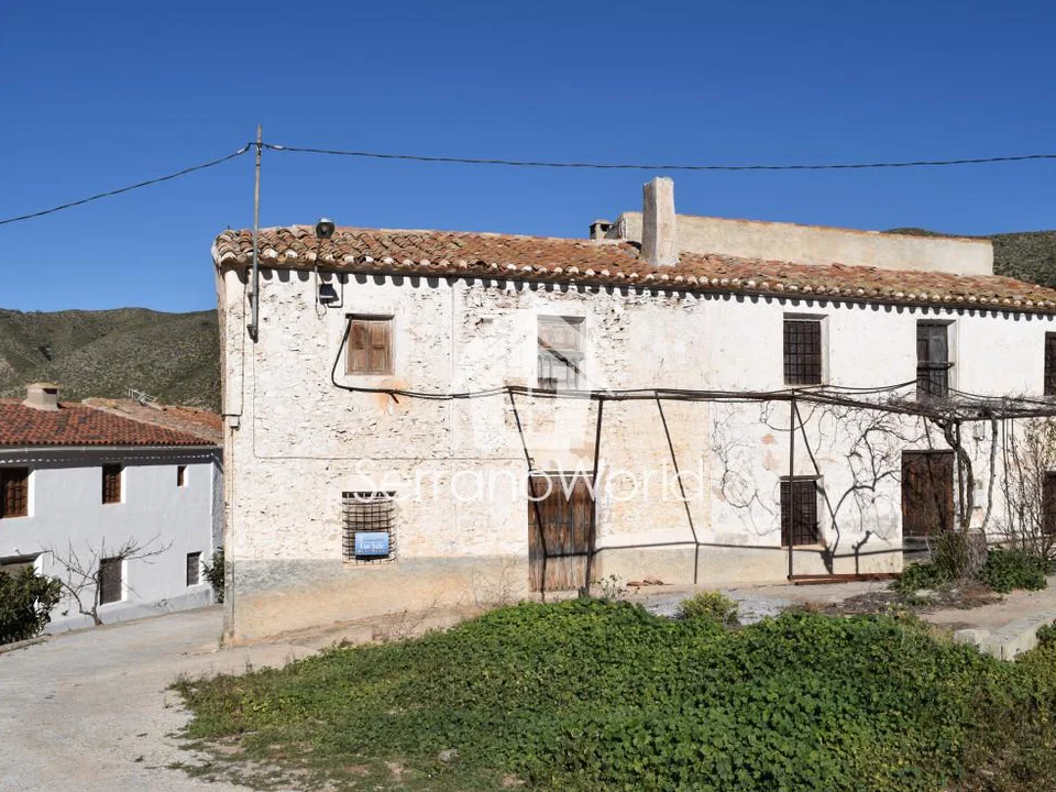 Cortijo in Cantoria, Almeria province
