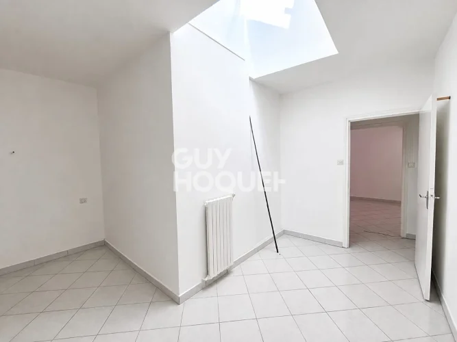House with 4 Rooms, 101 m² photo 3