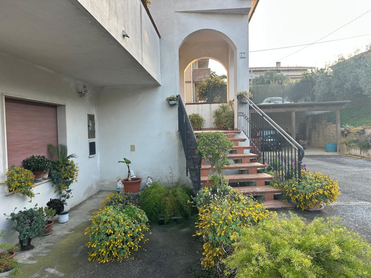 3 bedrooms detached house, 250 m² Silvi, Teramo (province) photo 2