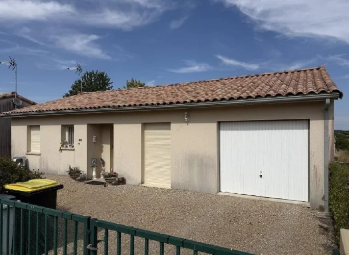 3 Bed House for Sale in Verteuil-Sur-Charente