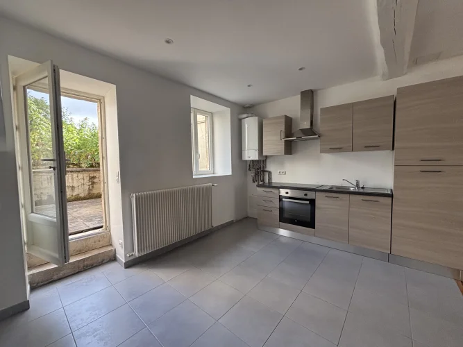 Chatillon Sur Seine (21): Modern House in the City Center,