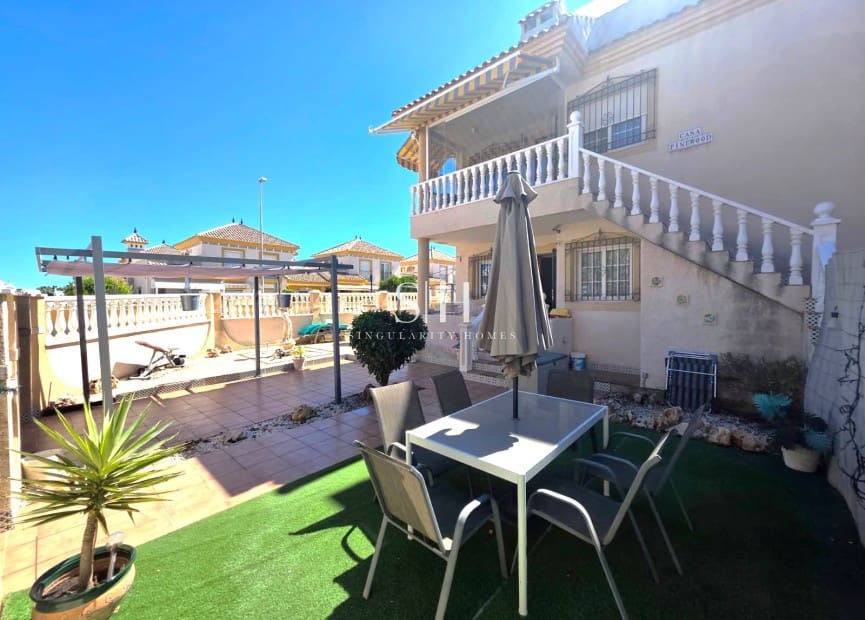 Apartment for sale in Villamartin, Orihuela, Alicante photo 2