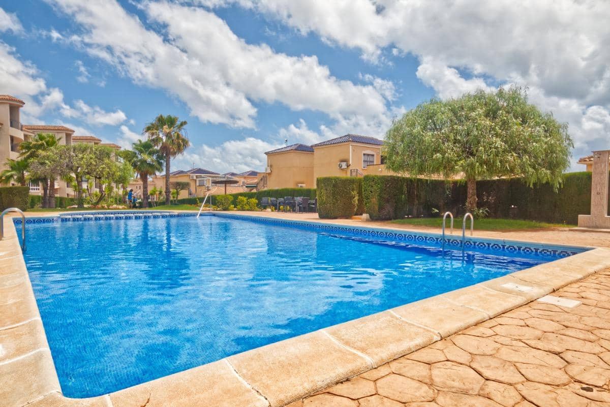 Apartment for sale in Los Altos, Alicante photo 3
