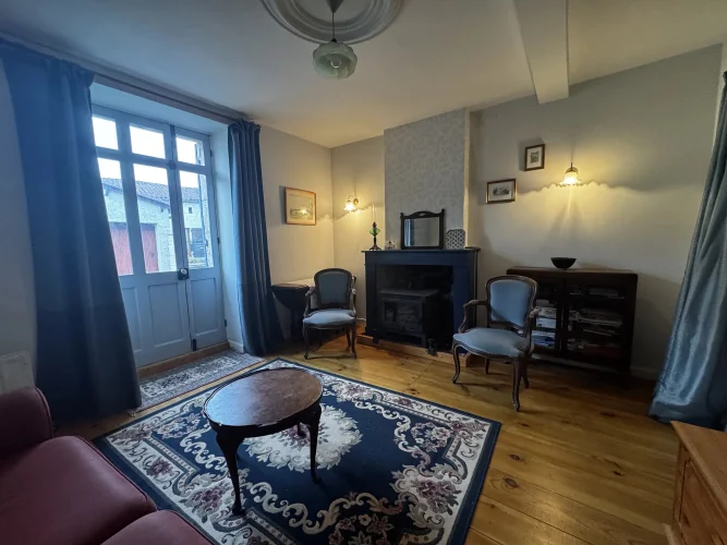 Charming Character Property with Plenty of Potential - Champagne-Et-Fontaine photo 3
