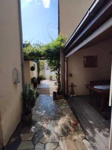 Townhouse with Commercial Premises
