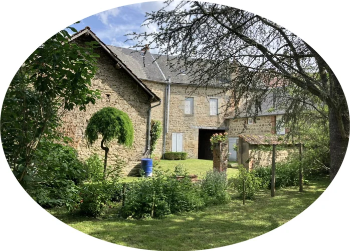 Auv 1184: Former Square Farmhouse, Inner Courtyard, Centre O