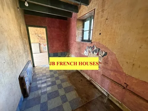 Detached House to Renovate Near Kergloff photo 4