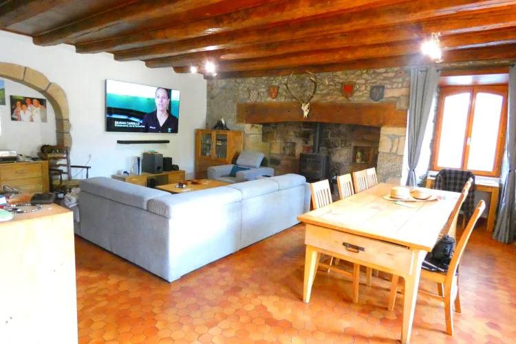 Renovated Stone House photo 3