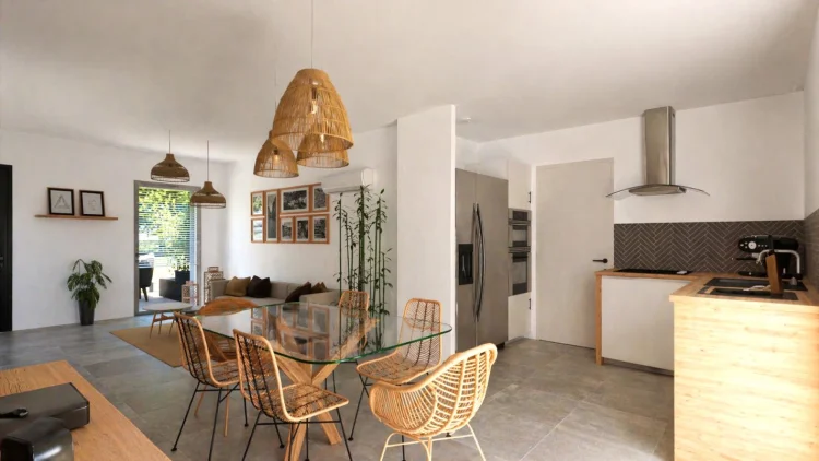 2 Bed House for Sale in Le Pin