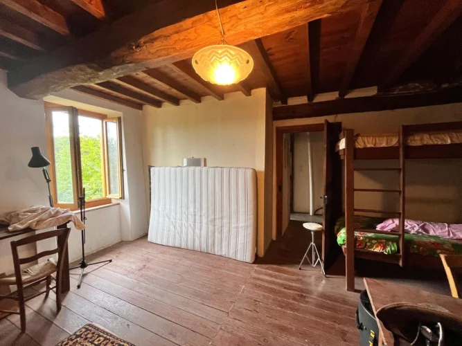 2 Bed House for Sale in Saurat photo 3