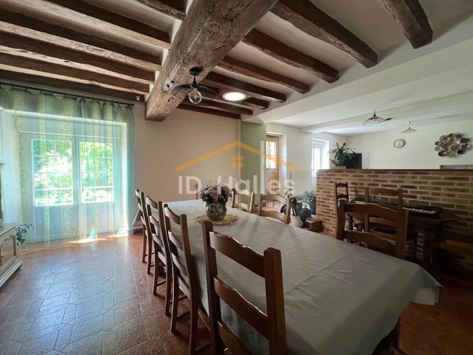 Spacious 6-Room House for Sale in Pommerieux photo 4