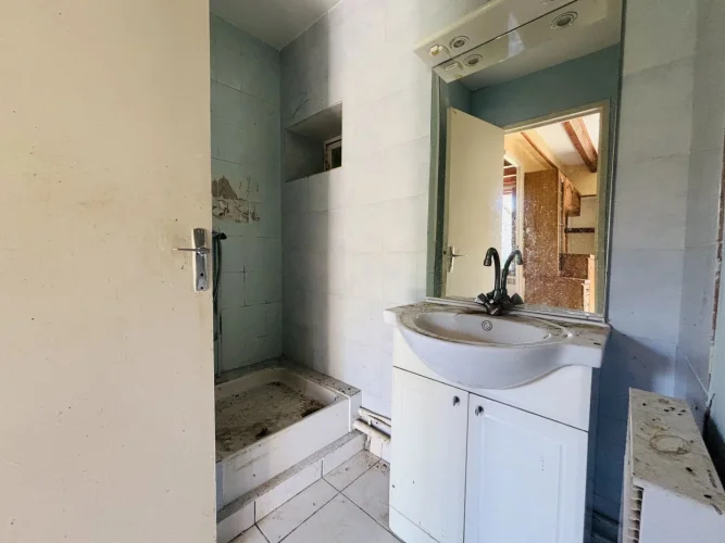 Terraced House photo 4