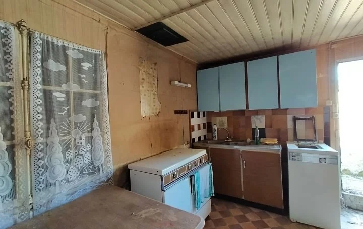 2 Bed Stone House for Sale Near Averton photo 5