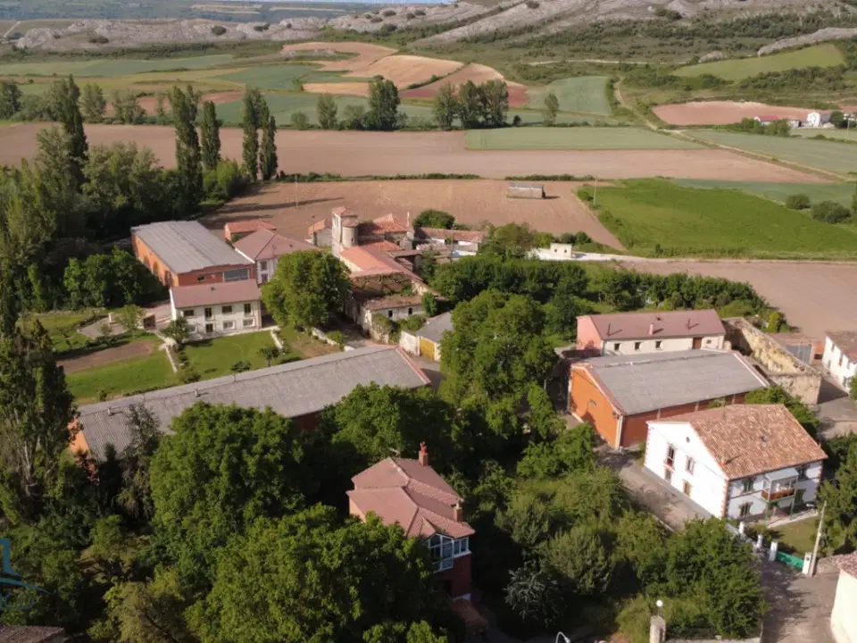 Villa in Quintanas De Valdelucio, Burgos province photo 3