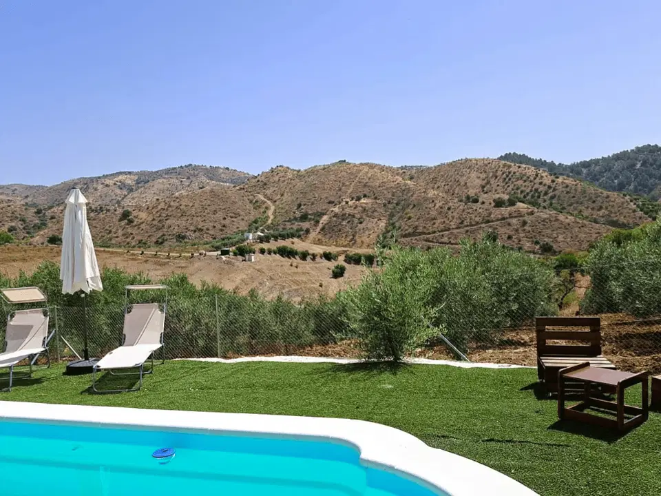 Country house in Pizarra, Malaga