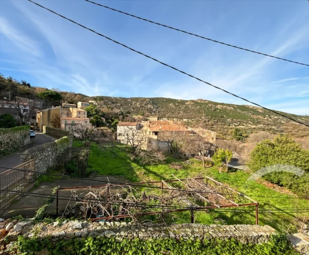 Exclusive Holiday Home with Courtyard and Mountain Views in Feliceto